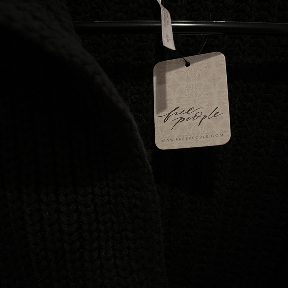 Free People Swim Too Deep Cardigan Black - Picture 15 of 15